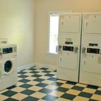 RCR-laundrymat-375